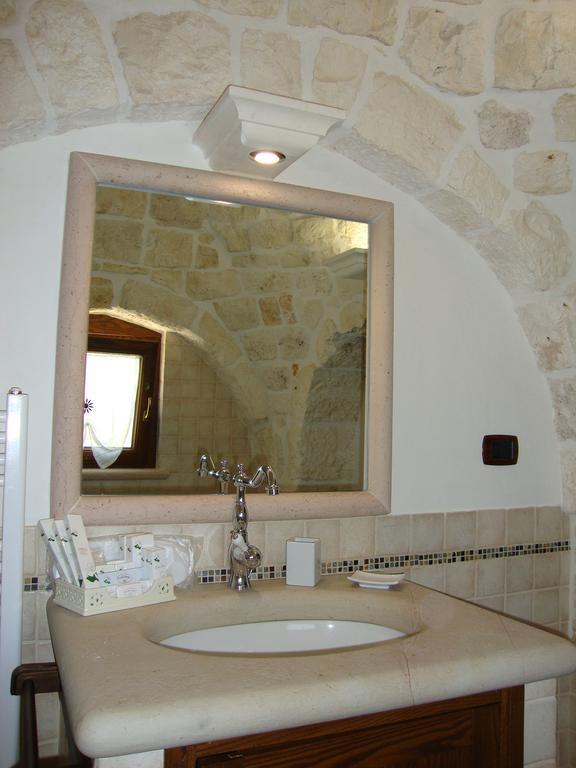 Trulli Isago Bed and Breakfast Locorotondo Eksteriør billede